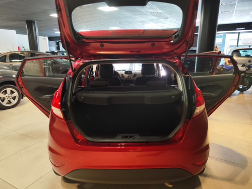 Ford Fiesta Kinetic 1.6 Se Powershift 120cv Cassano