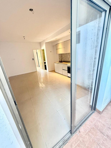 Venta- Vicente López 3123 -depto 2amb