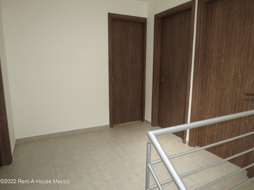Imagen 8 de 14 de Casa Con Sala De Tv Y Amenidades. Renta, El Refugio