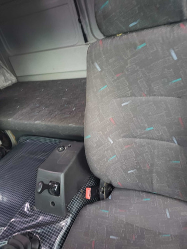 Imagem 1 de 5 de Mercedez-benz Atego 2425