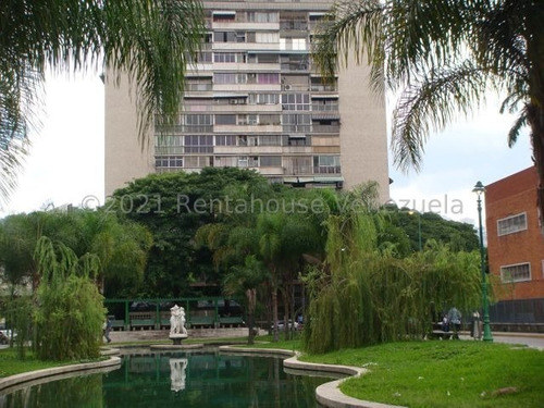 Imagen 1 de 14 de Chaguaramos Ciudad Universitaria Venta Penthouse 22-15919