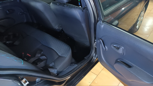 Renault Clio 1.2 Mio Confort Abs Abcp
