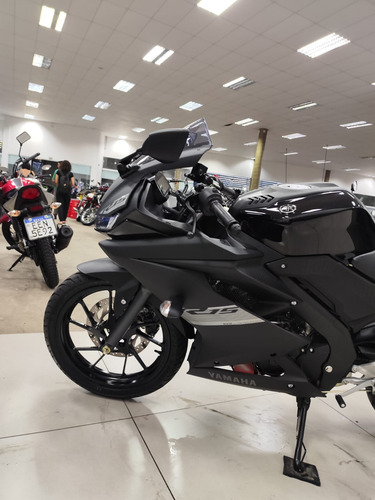Yamaha Yzf R15 2024 / 1.147 Km