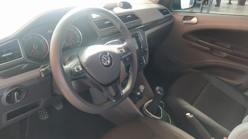 Imagem 10 de 11 de Volkswagen Voyage 2017