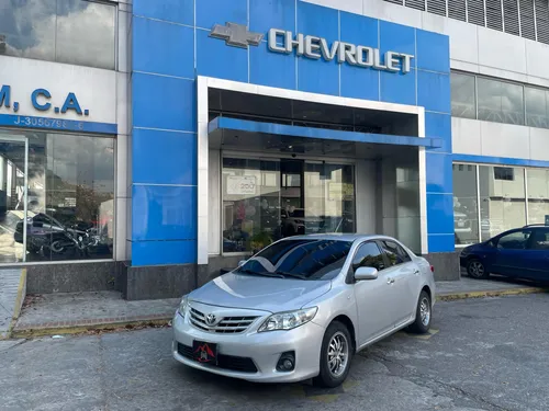 Toyota Corolla Sedan 2013