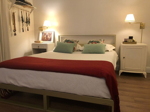 Imagen 8 de 10 de Cama Minimalista Tuxon 160x200 Base Dividida En Dos Modulos