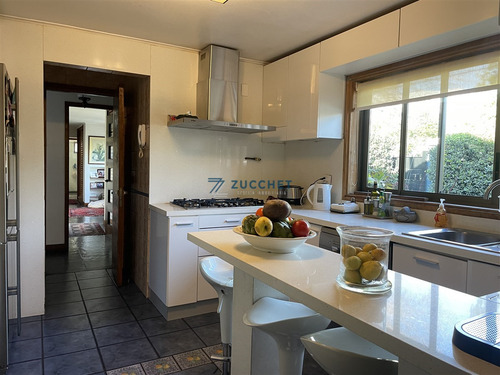 Vendo Casa 5dorm 5baños 4est Metro Los Dominicos Las Condes