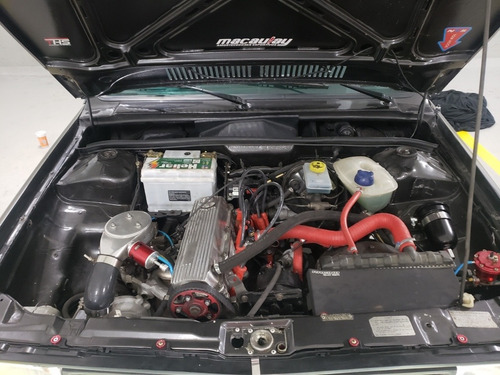 Volkswagen Voyage 1.8 Turbo