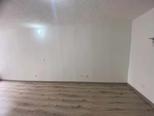 Apartaestudio En Venta En El Barrio Castilla, Bogotá