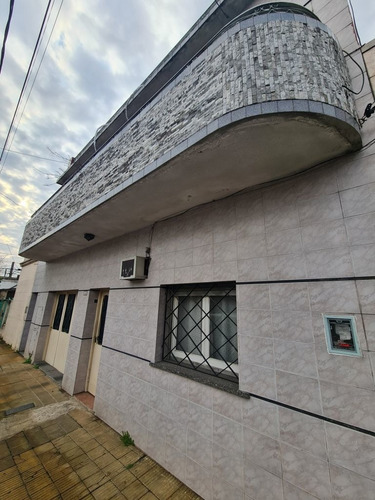 Imagen 2 de 15 de Dos Viviendas En Block .venta