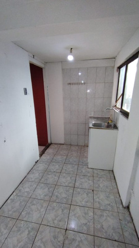 Vendo Propiedad Con 2 Casas, Cerro Navia