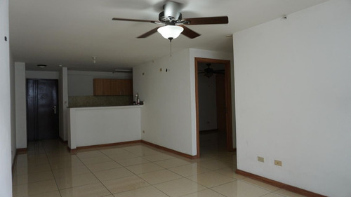 Imagen 3 de 21 de Venta De Apartamento De 80 M2 En Ph Terrazas Del Rey, Condado Del Rey 22-93gg