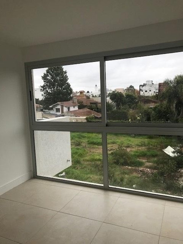 Imagen 8 de 14 de Departamento En Venta En Ituzaingo Norte