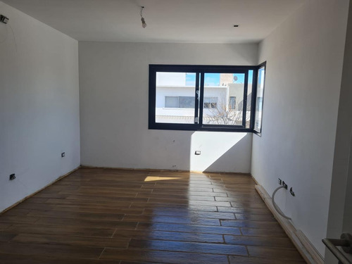 Imagen 3 de 23 de Casa - Duplex Chacra Del Norte