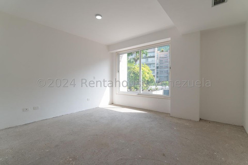 Apartamento En Venta Los Palos Grandes Mls #23-27462