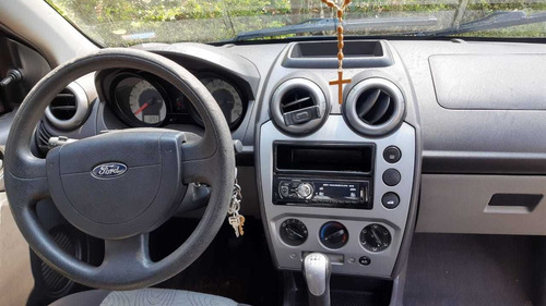 Ford Fiesta Sedan 2009 1.0 Flex 4p 68.8 Hp