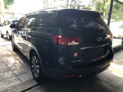 Kia Carnival 2.2 Crdi Ex Premium Avn