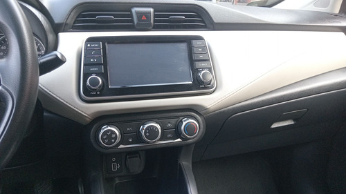 Nissan Versa 1.6 Advance Mt