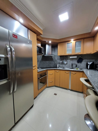 Imagen 4 de 21 de Rosaura Cortez Vende Town House En San Diego Res. Villa Jardin