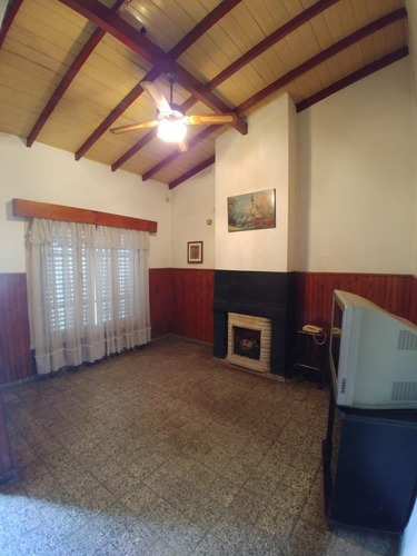 Imagen 4 de 15 de Casa En Centro De Marcos Paz