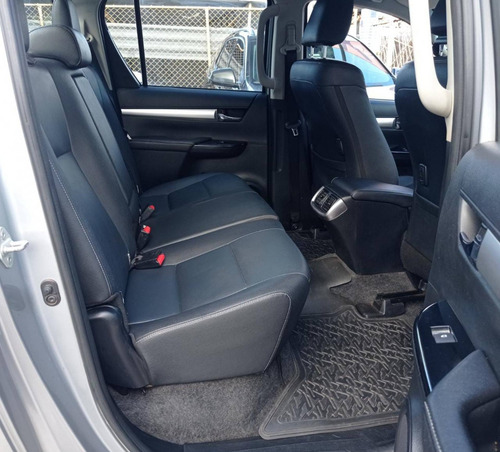 Imagem 7 de 11 de Toyota Hilux 2.8 Srx 4x4 Cd 16v Diesel 4p Automático