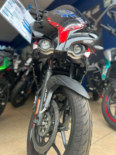 Bajaj Pulsar Rs 200 2023