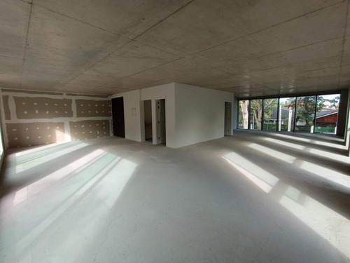 Imagen 22 de 30 de Rivera Próximo Arocena A Estrenar Oficina De 147 M2 !!