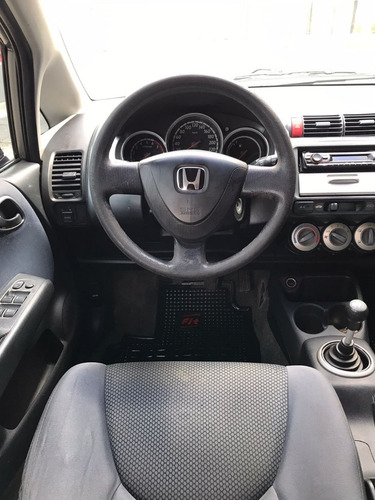 Imagen 11 de 15 de Honda Fit 2007 1.4 Lx