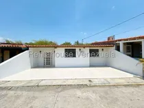 Comprar Casa En Venta Tierra Del Sol Ii Ubicado En Cabudare, Codigo 2 5 1 8 0 8 0, Mildred, Impecable Y Moderna Casa Ubicada En Excelente Conjunto Privado De Cabudare Con Una Ubicacion Privilegiada 