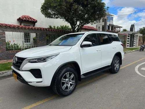 Toyota Fortuner 2.8l