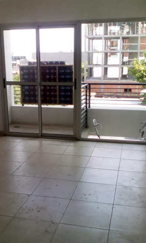 Imagen 8 de 10 de Departamento - Moron
