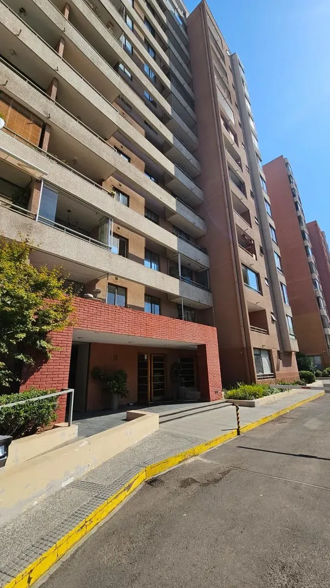 Imagen 2 de 16 de Departamento En Venta Con Estacionamiento Y Bodega
