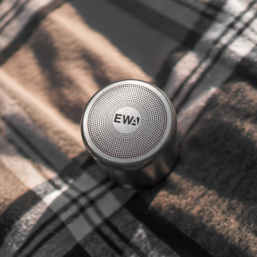 Imagen 6 de 8 de Parlante Bluetooth Ewa A107 Portátil Batería Potente Calidad
