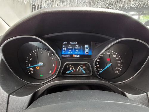 Ford Focus 2.0 Titanium Flex Powershift 4p