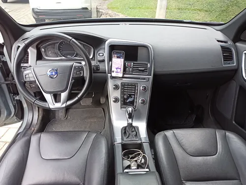 Volvo XC60 2.0 T5 Awd Summum