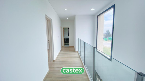 Imagen 22 de 30 de Casa En Venta En Barrio Plaza, Terralagos, Canning