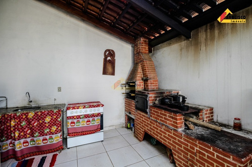 Imagem 16 de 18 de Casa À Venda, 3 Quartos, 2 Vagas, Itacolomi - Divinópolis/mg - 46212