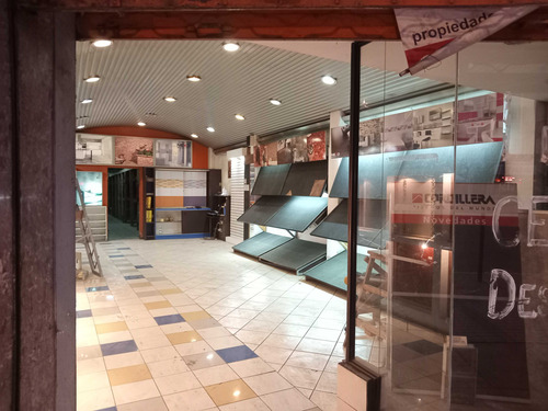 Arriendo Local Comercial A Pasos Del Metro (88875)
