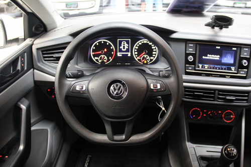 Imagem 12 de 14 de Volkswagen Polo 1.6 Msi Total Flex Manual