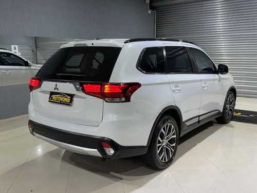Mitsubishi Outlander 2.0