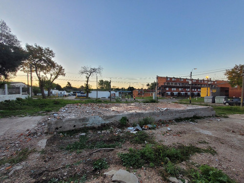 Imagen 8 de 9 de Terreno Esquina Venta Bella Italia