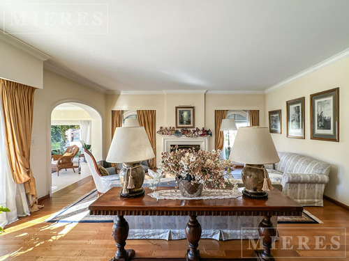Lindísima Casa En Venta En San Isidro Chico.