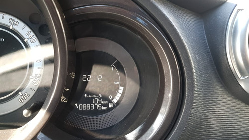 Imagem 5 de 11 de Citroen C3 15-attraction-8v-flex-4p-manual