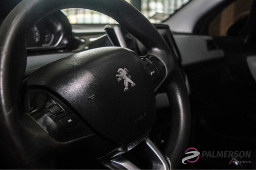 Imagen 14 de 14 de Peugeot 208 2015 1.5 Allure Touchscreen