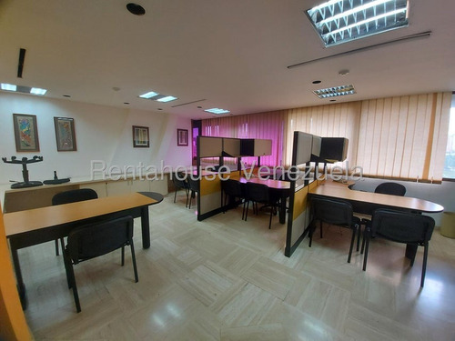 Moderna Oficina En Alquiler Chuao Mls #25-18847