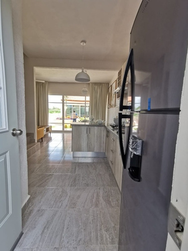 Imagen 4 de 14 de Casa 2 Y 3 Recámaras Con Alberca En Cancún Para Vivir O Invertir