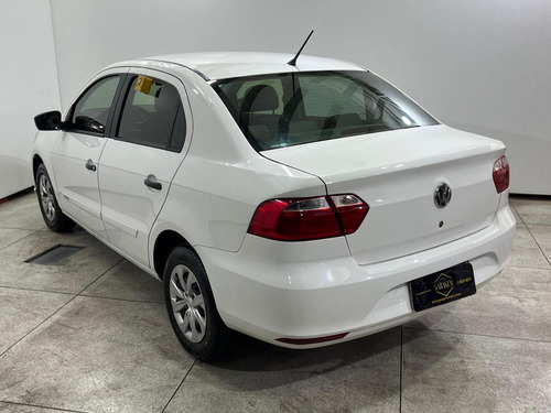 Volkswagen Voyage 1.0l Mc4