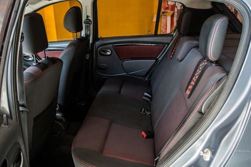 Imagen 10 de 15 de Renault Sandero Stepway 2015 1.6 Confort 105cv Orr Lum