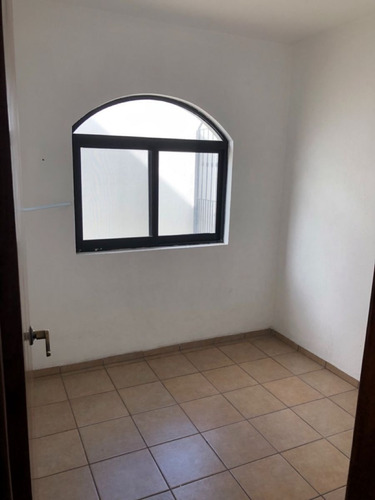 Imagen 15 de 30 de En Venta Casa En Fracc. La Loma, Royal Country