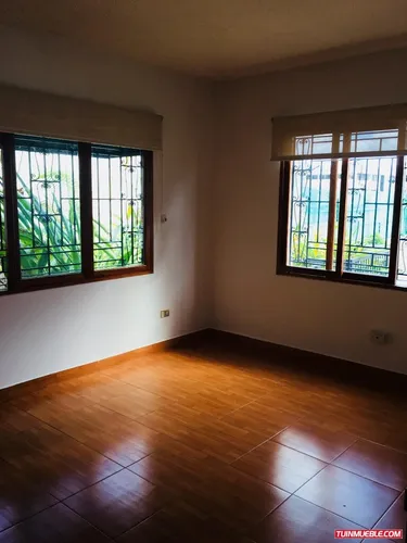 Casa En Venta - Urb. Altamira